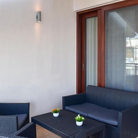Luxury Summer Escape In Rhodes Apartment Rhodes City ภายนอก รูปภาพ